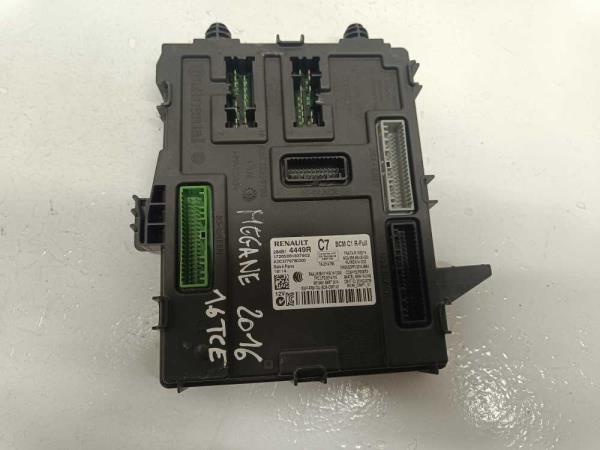 BOITIER ELECTRONIQUE RENAULT MEGANE 4 - Vue 1